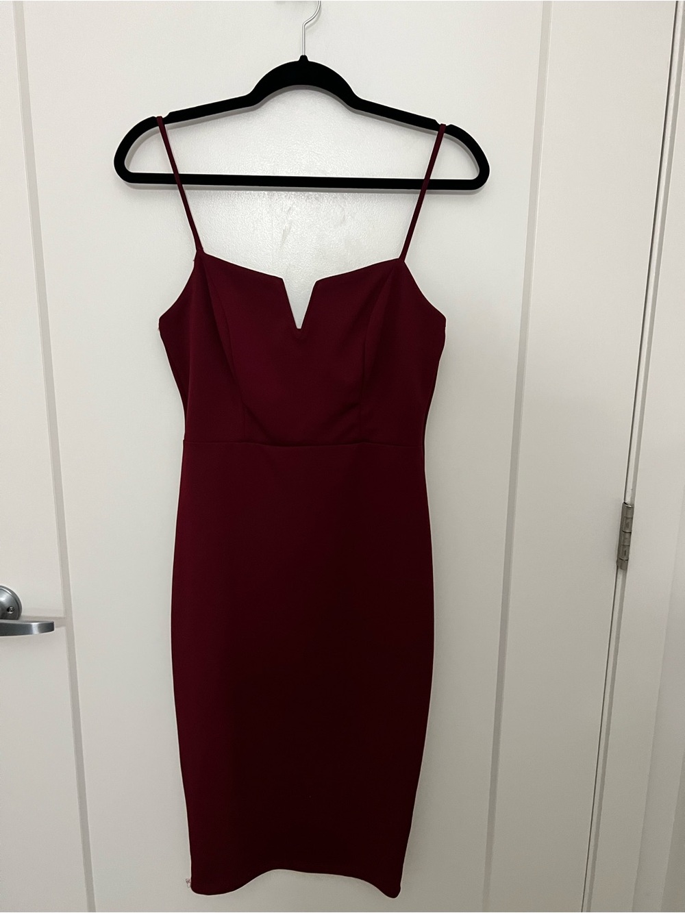 Burgundy Spaghetti Strap Bodycon Dress